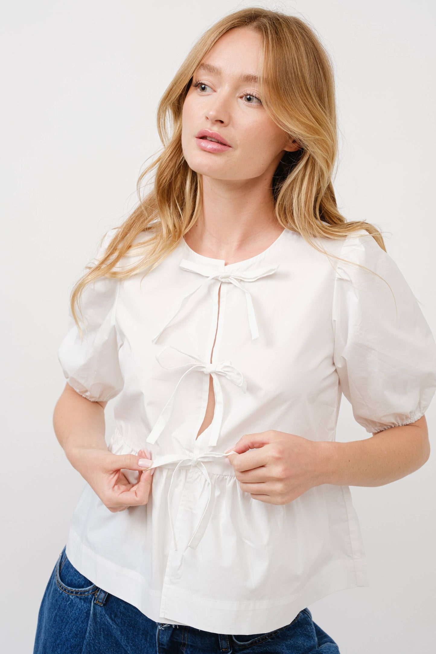 MAT2803 - POPLIN FRONT BOW TIE PEPLUM BLOUSE WITH PUFF SLEEV