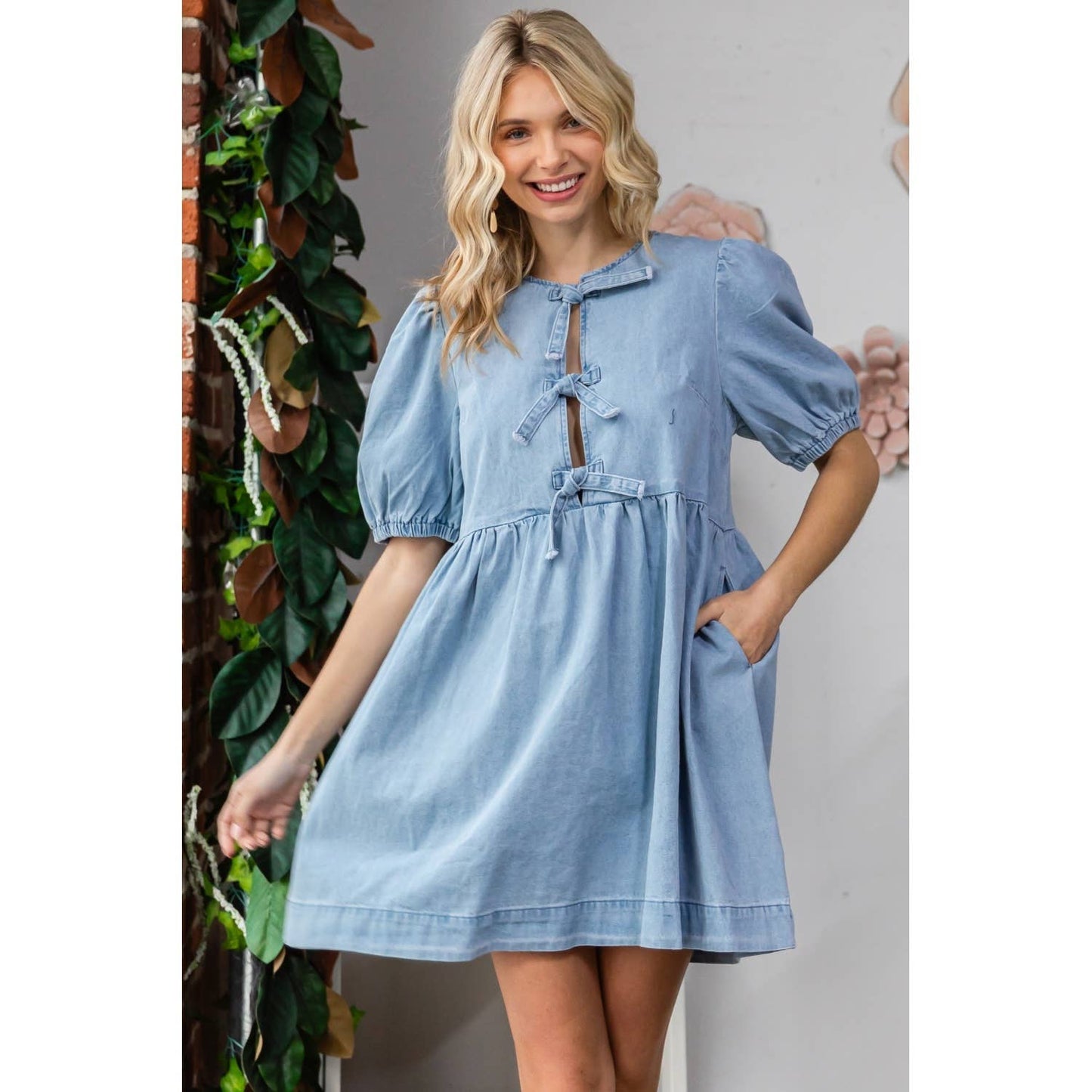 Front Ribbon w Puff Short Sleeve Denim Dress