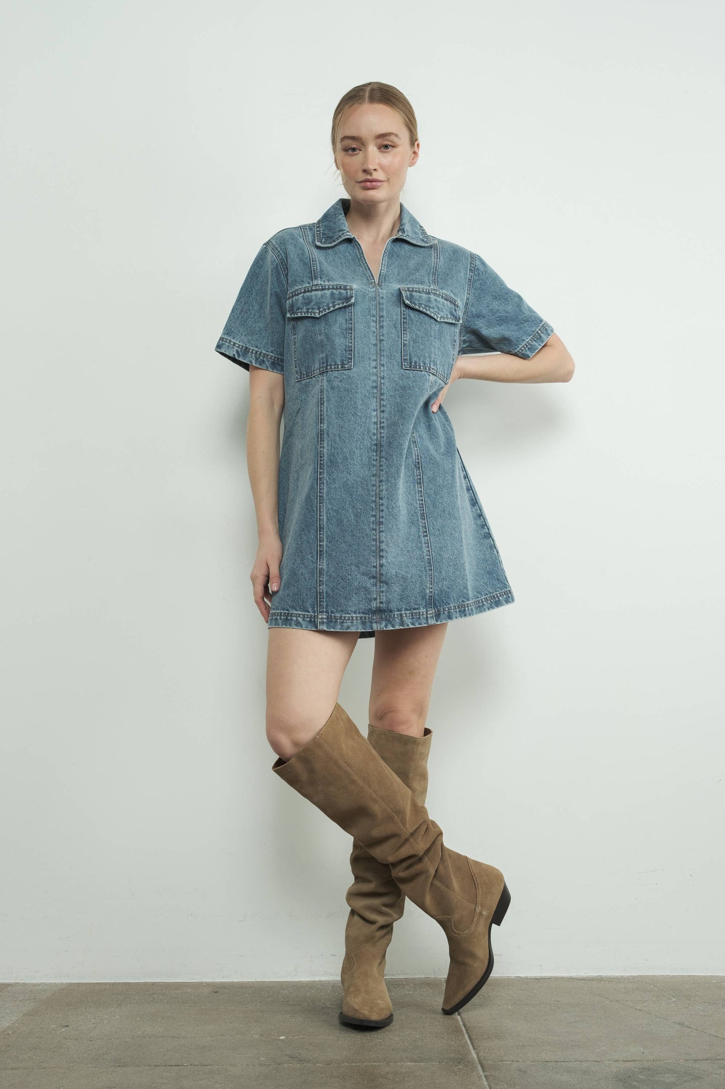 MAD3097 DENIM PULL ON COLLAR MINI DRESS