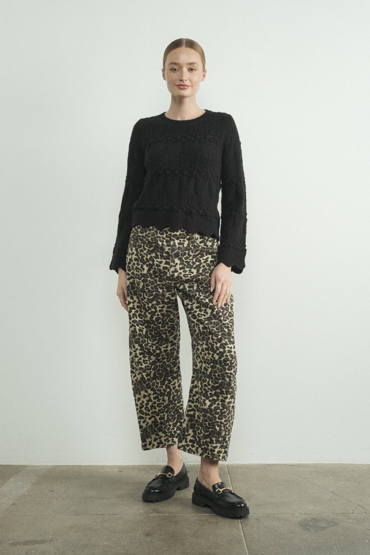 MAP2740-ANIMAL LOUCHY RELAX FIT DENIM ANIMAL PRINT PANTS