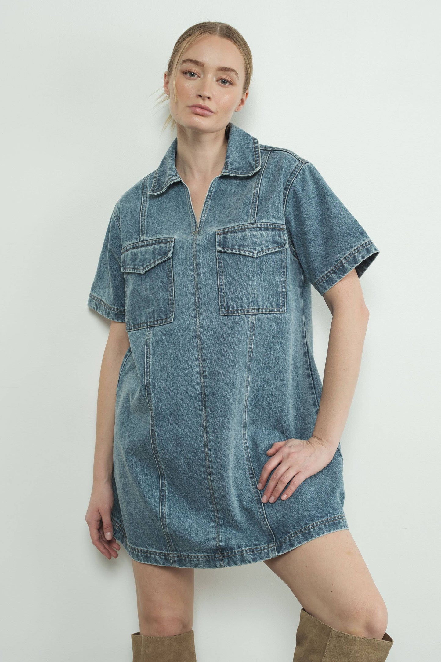 MAD3097 DENIM PULL ON COLLAR MINI DRESS