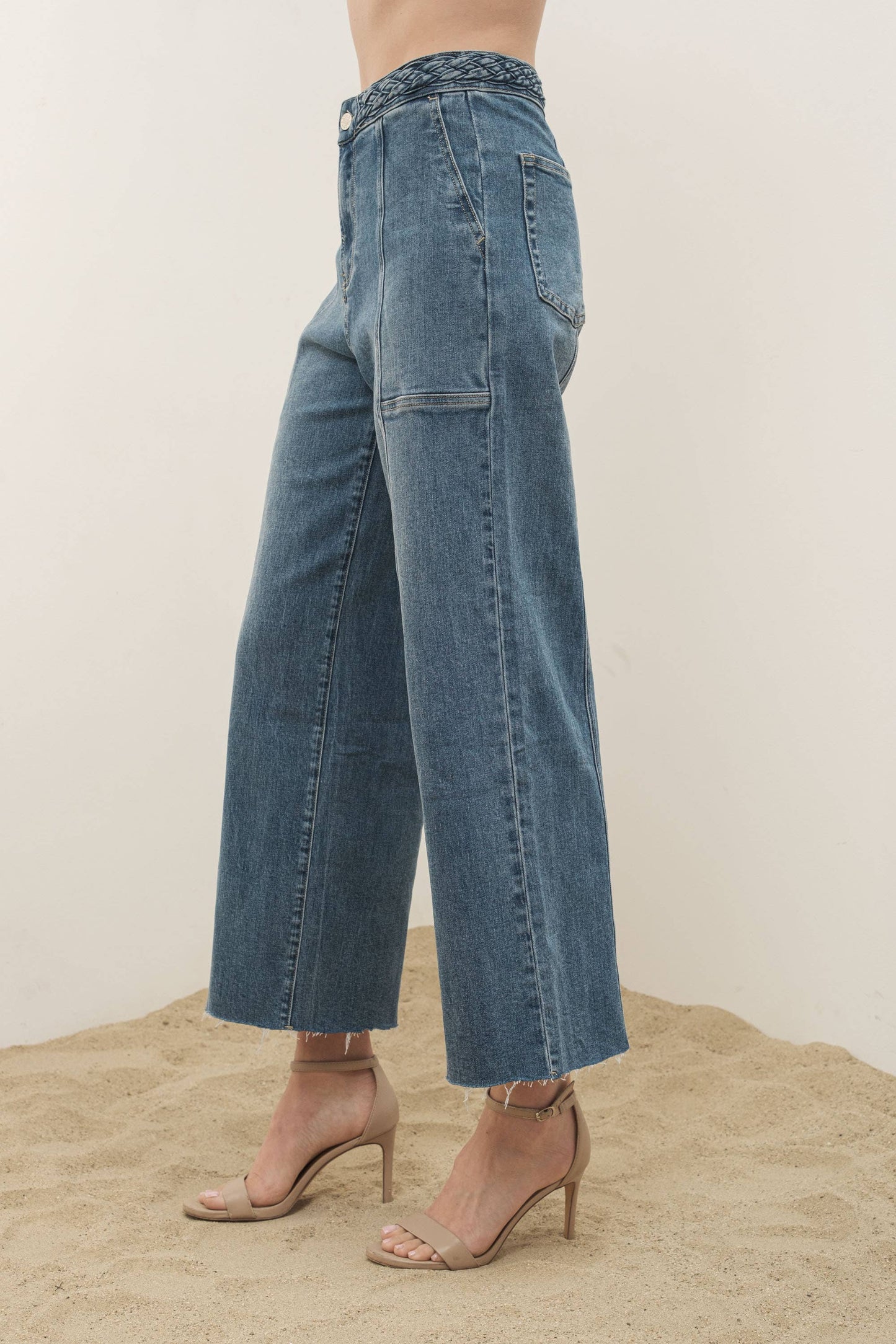 MAP2804 - BRAIDED WAIST WIDE LEGS CROP JEANS