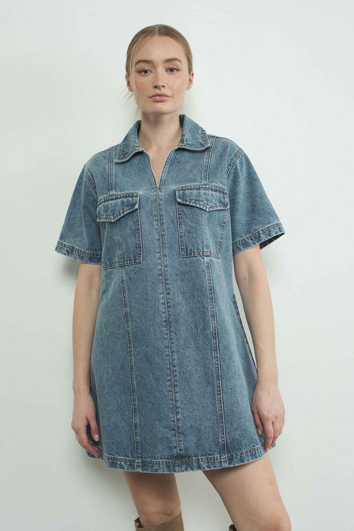 MAD3097 DENIM PULL ON COLLAR MINI DRESS