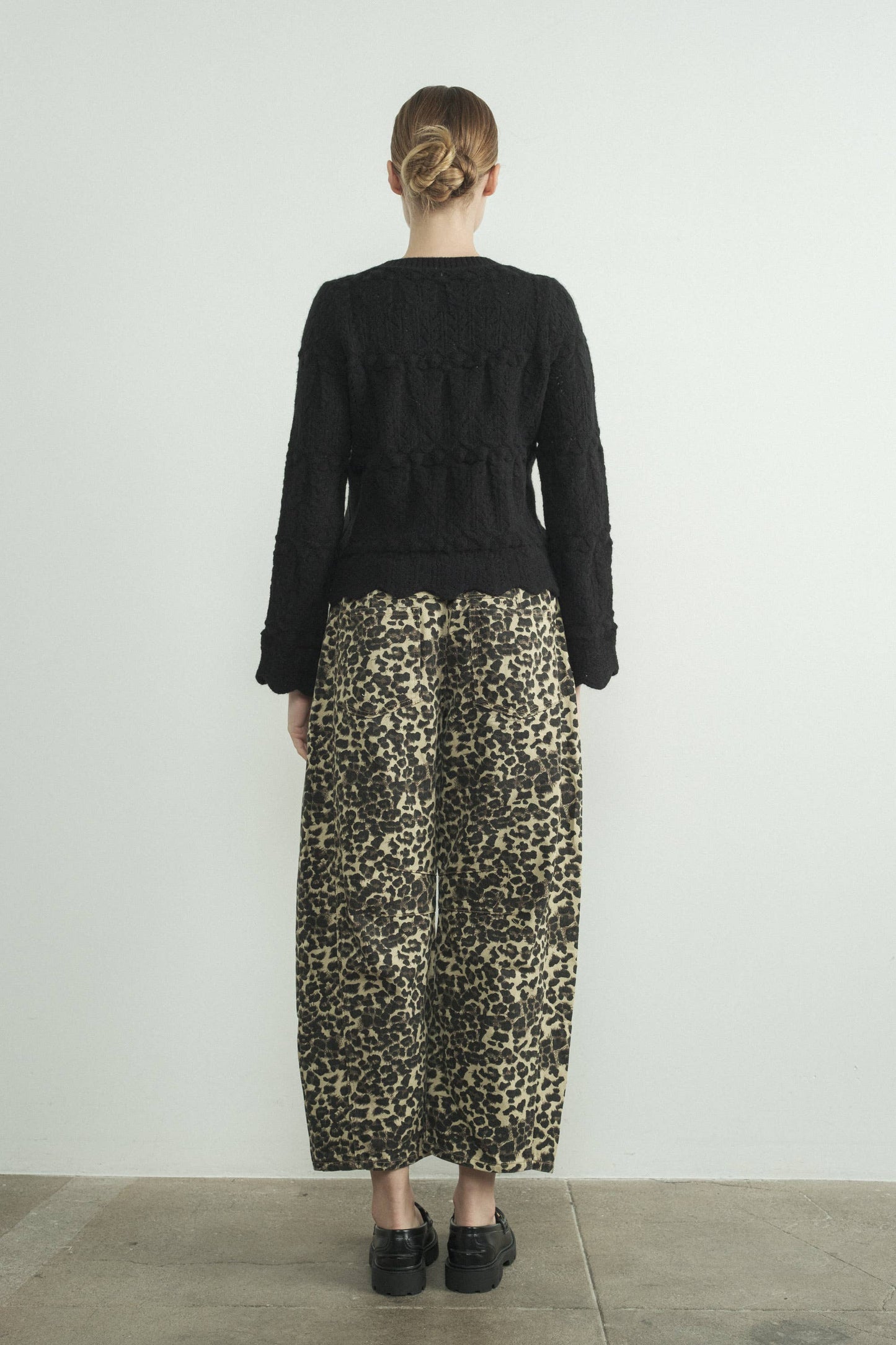 MAP2740-ANIMAL LOUCHY RELAX FIT DENIM ANIMAL PRINT PANTS