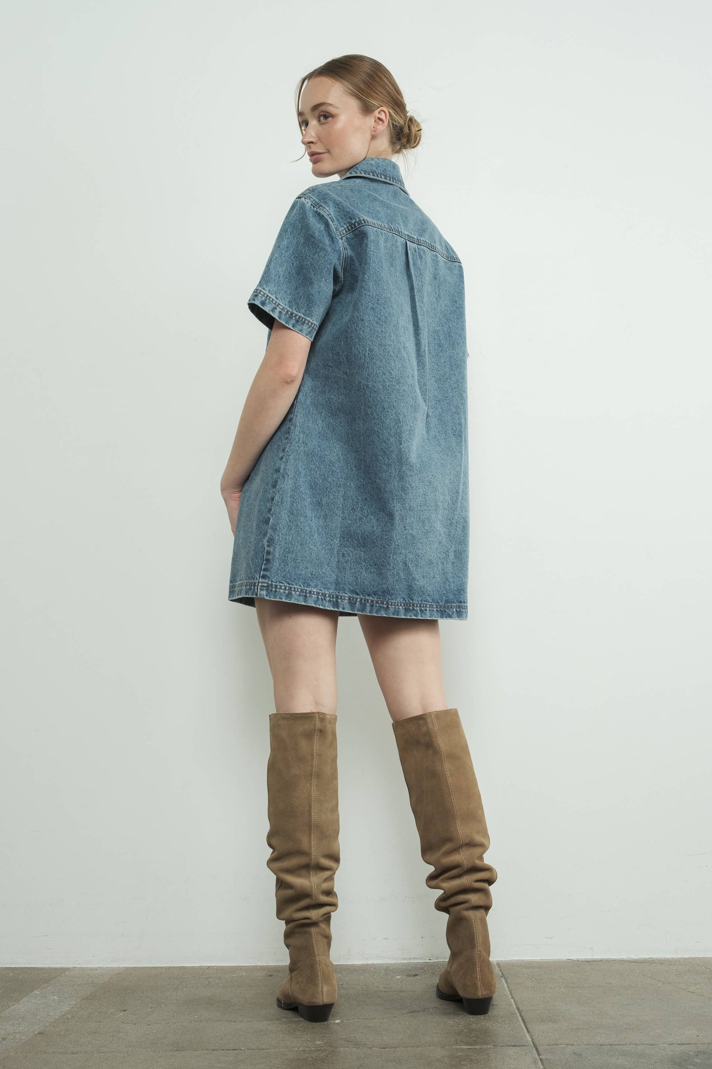 MAD3097 DENIM PULL ON COLLAR MINI DRESS