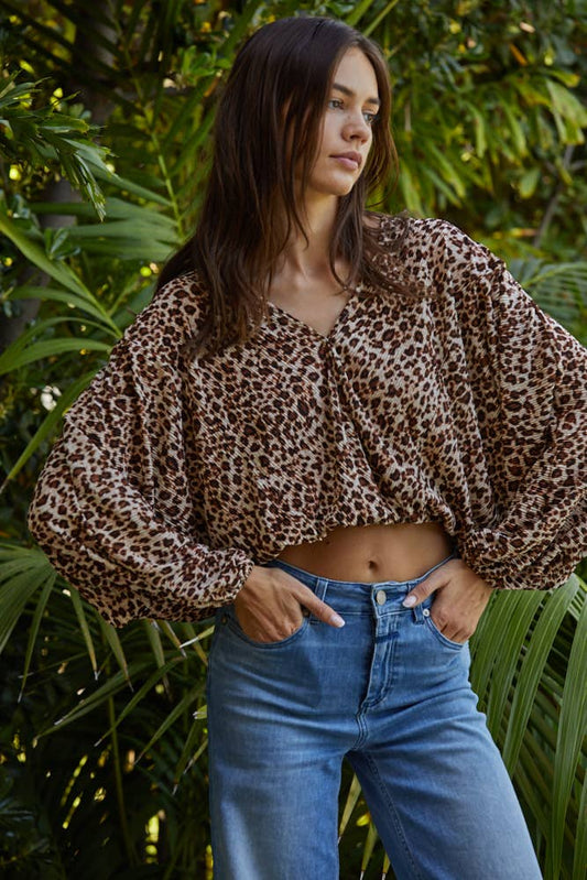 RJ1969 | Long Sleeve Overlapped Knit Leopard Crinkled Top