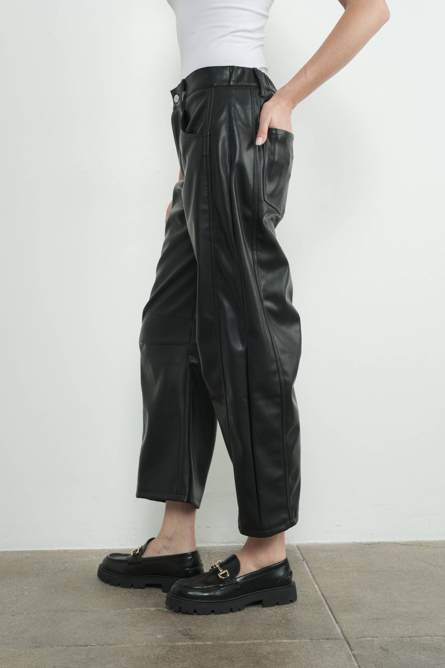 MAP3063 FAUX LEATHER SLOUCHY RELAX FIT PANTS